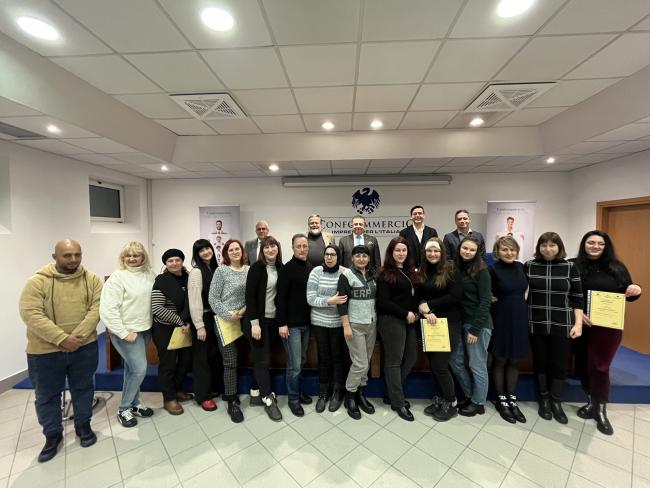 Diciannove stranieri potranno trovare lavoro grazie al progetto “Work for Peace”, percorso di formazione professionale che favorisce l’incontro tra domanda e offerta