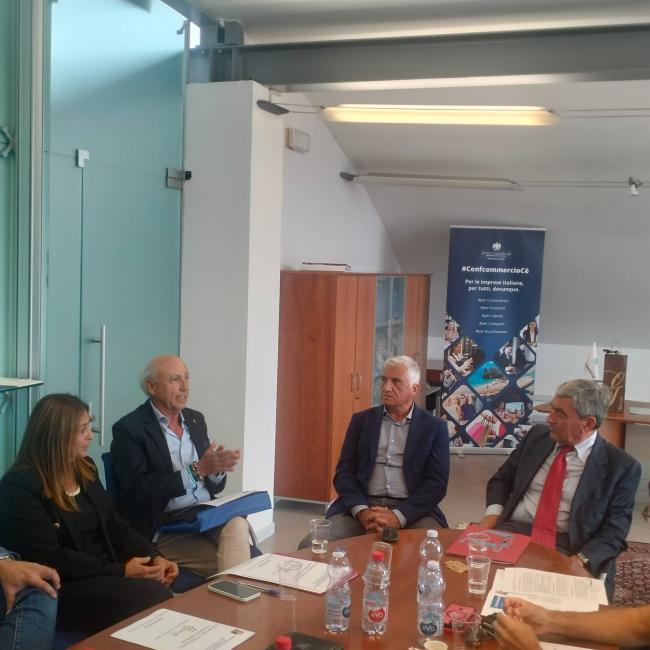 Discoteche, locali da ballo e intrattenimento hanno incontrato il Prefetto