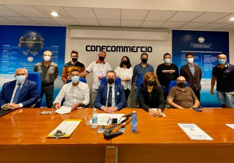 Rinnovo cariche Fiva Confcommercio della provincia di Cuneo, confermato Gualtiero Chiaramello, vice Manuela Songia, Davide Crosetti e Dario Sigismondi
